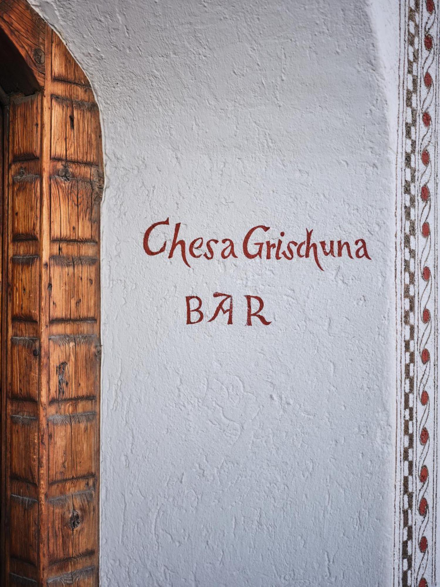 קלוסטר Hotel Chesa Grischuna מראה חיצוני תמונה